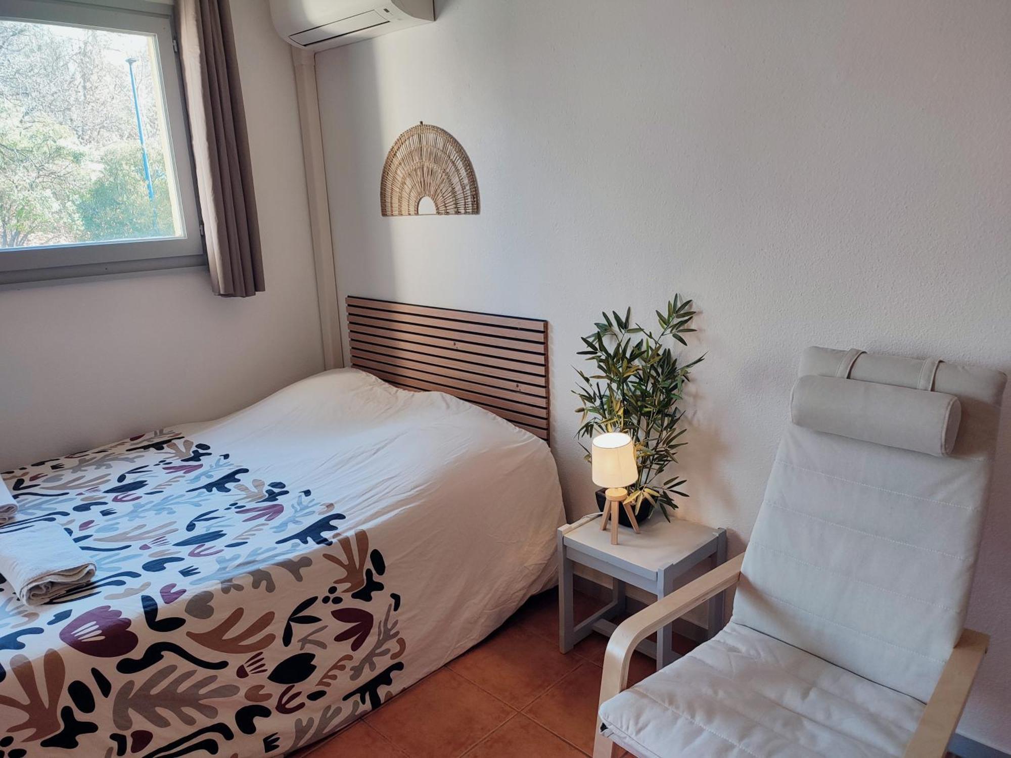 Le Studio Des Garrigues - Climatise Greoux-les-Bains Exterior photo